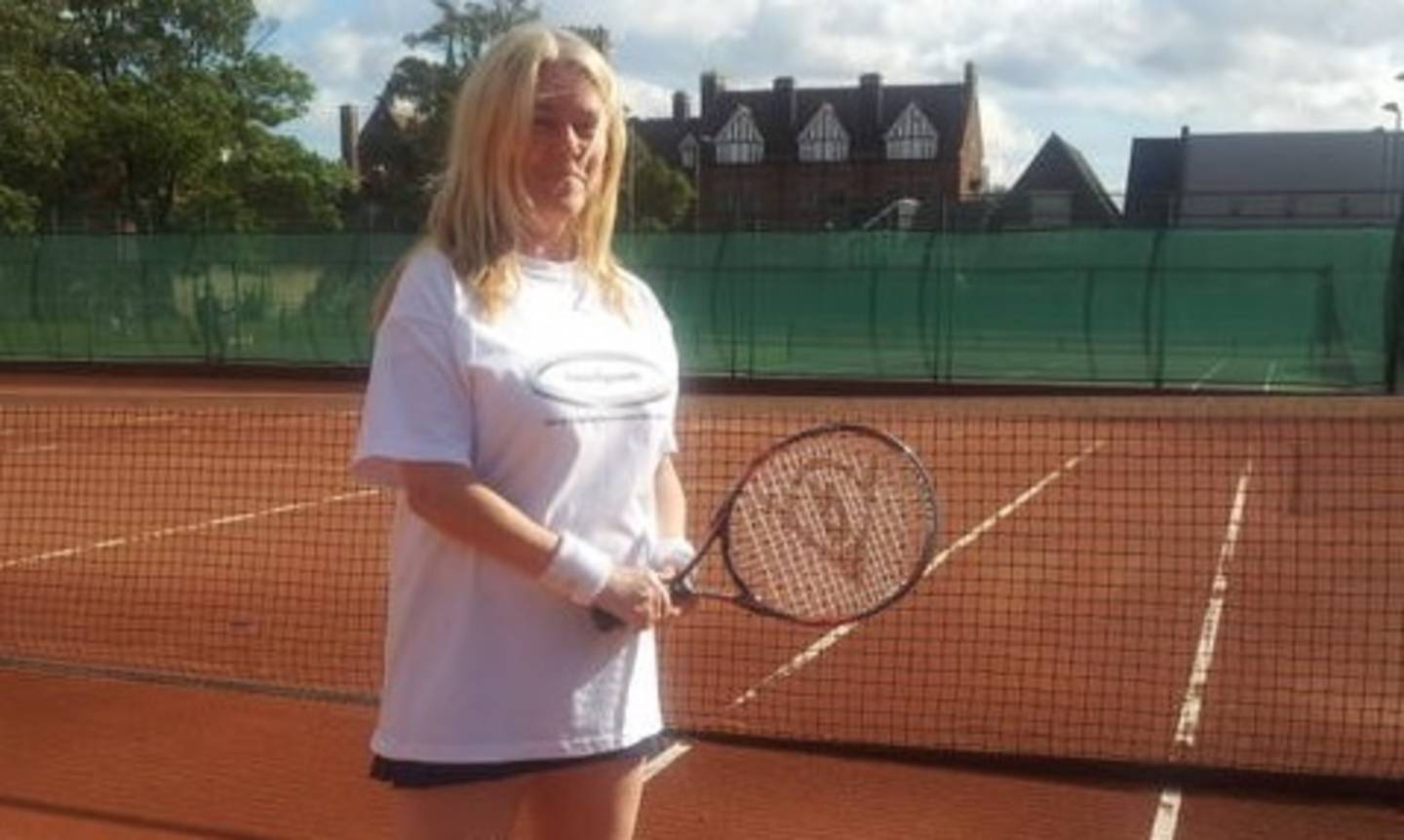 Fiona Musgrove playing tennis