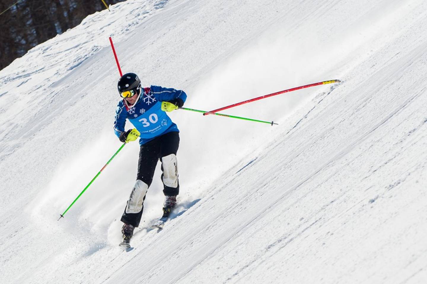 Image shows SOGB alpine skier Alex Scarborough on ski course  